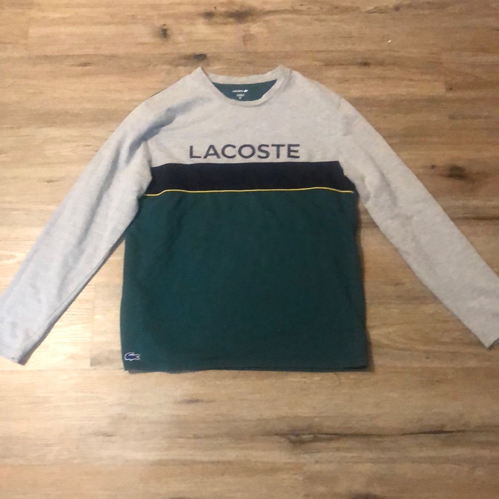 LACOSTE🐊 READ DESCRIPTION
